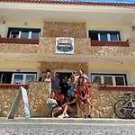 بيت شباب 33hostel - Solo Traveller 18 To 35 Only