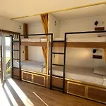 33hostel - Solo Traveller 18 To 35 Only Hostal *