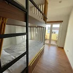 33hostel - Solo Traveller 18 To 35 Only Hostal *