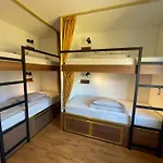 33hostel - Solo Traveller 18 To 35 Only Hostal Baleal