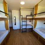 Hostal 33hostel - Solo Traveller 18 To 35 Only
