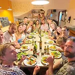 33hostel - Solo Traveller 18 To 35 Only Hostal