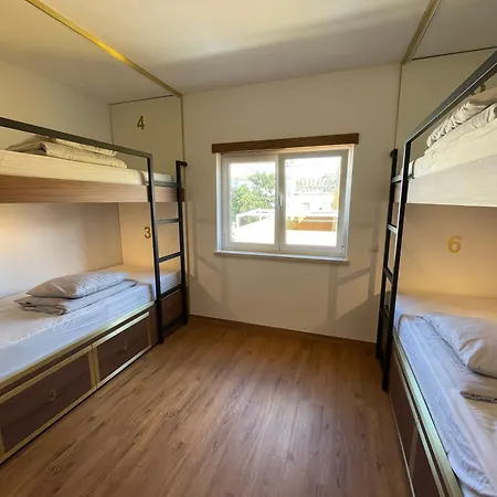 旅馆 33hostel - Solo Traveller 18 To 35 Only *