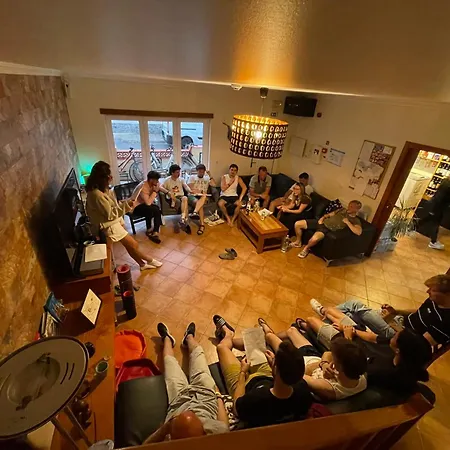 33hostel - Solo Traveller 18 To 35 Only 巴勒尔