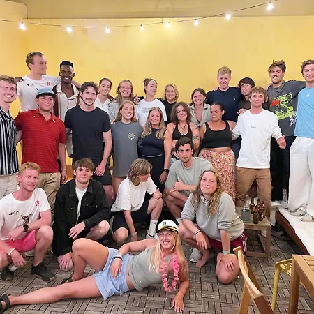 33 - Youth 18 To 35 Only * Балеал